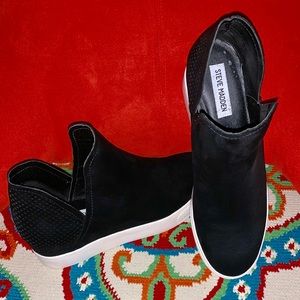 Steve Madden Wrangler Wedge Sneakers